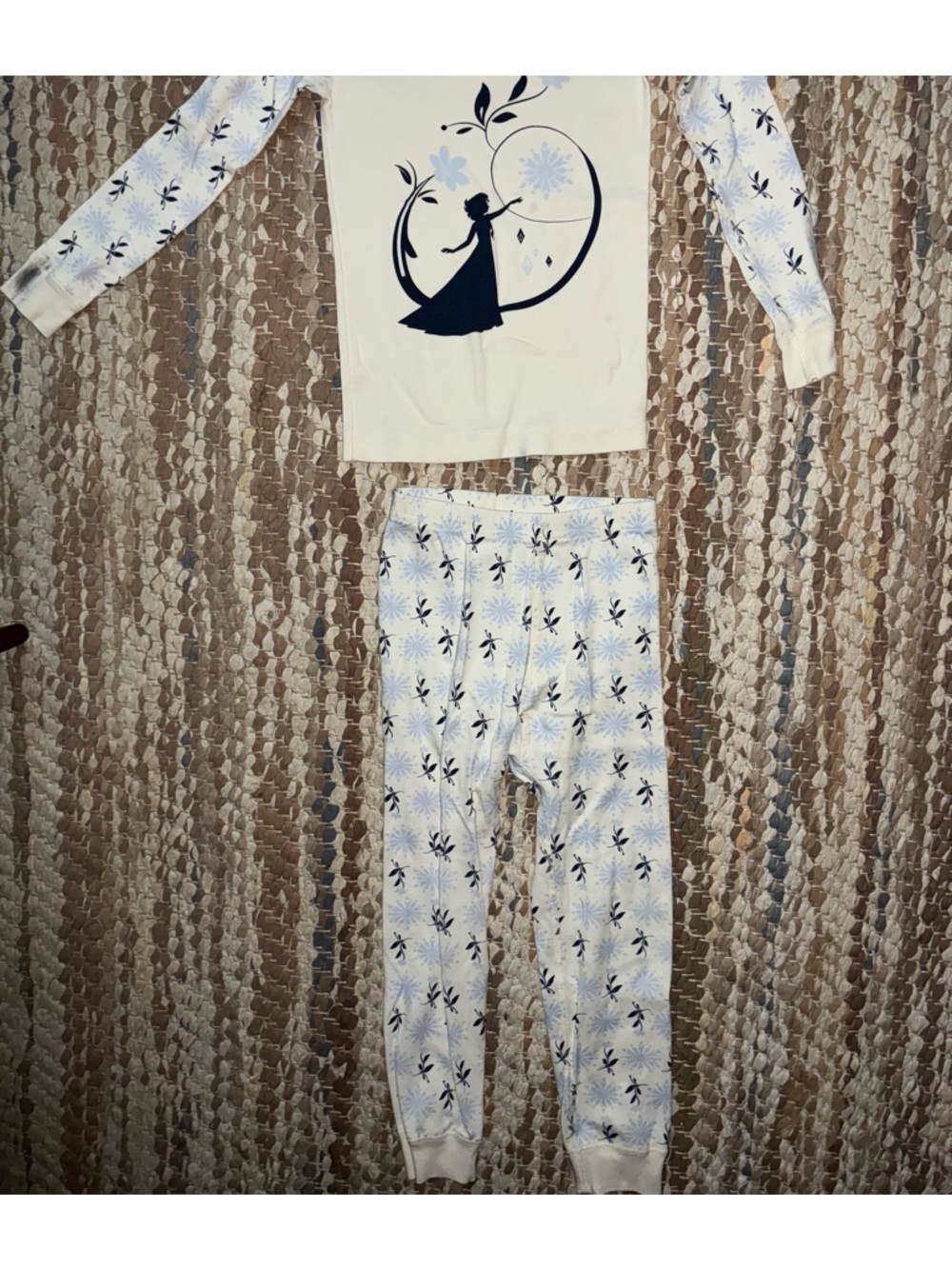 Hanna Andersson Cream and Navy Snowflake Silhouette Pajama Set
